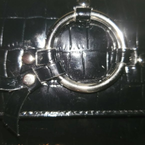 Case Logic TriFold Mirrored Wristlet Wallet Shoulder Bag NEW - Picture 2 of 13